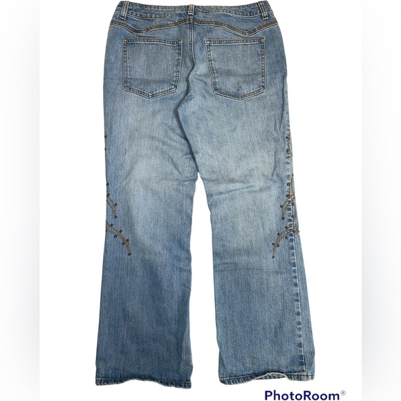 🎉HP🎉Harley Davidson Studded and Embroidered Flames Ladies Petite Jeans - Picture 3 of 10